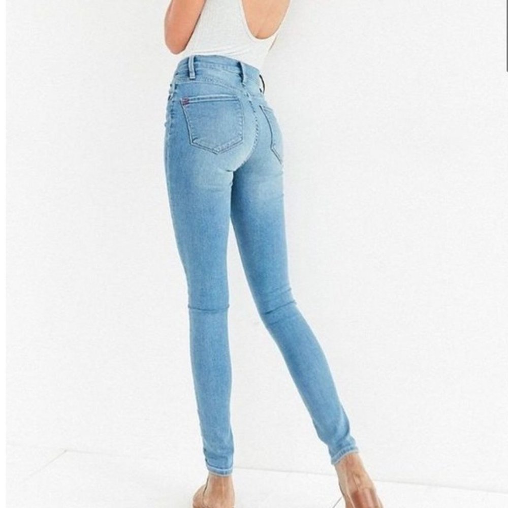 BDG Twig High Rise Light Wash Skinny Jeans Size 26”